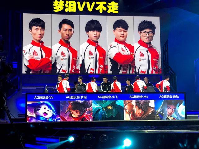 受采访时明